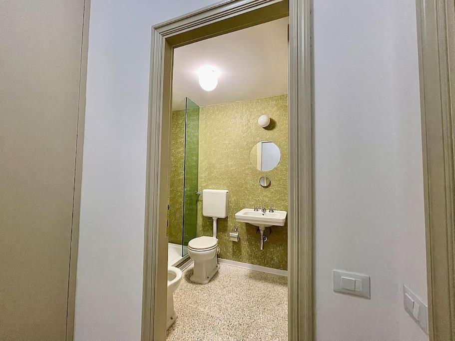 Modern Apartment Navigli Milan Exterior photo
