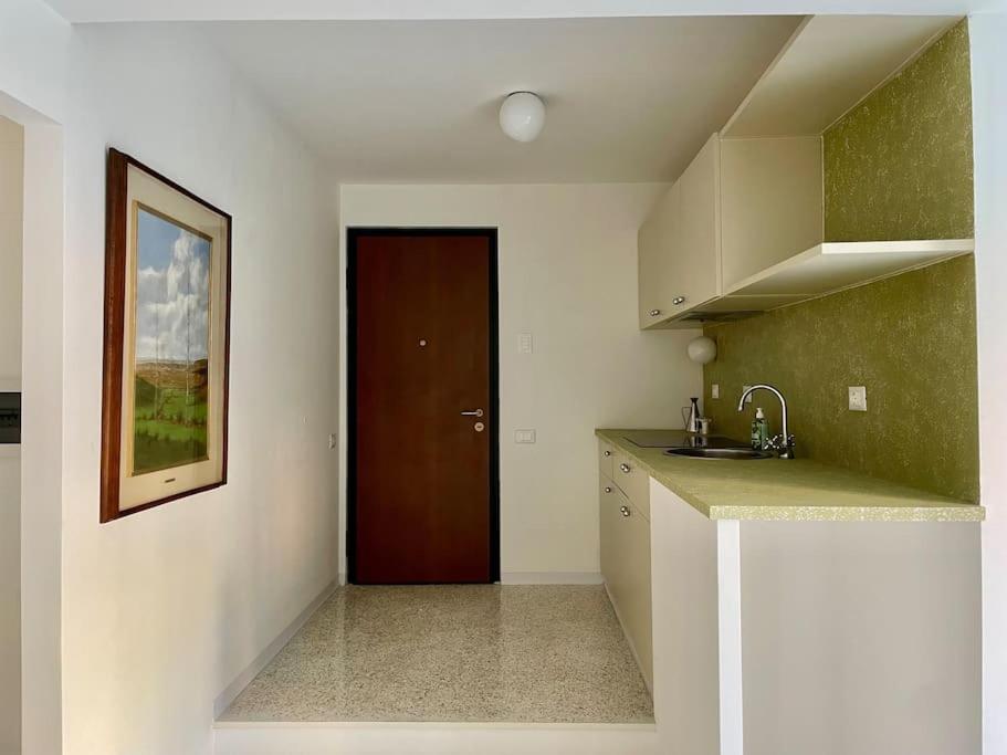 Modern Apartment Navigli Milan Exterior photo